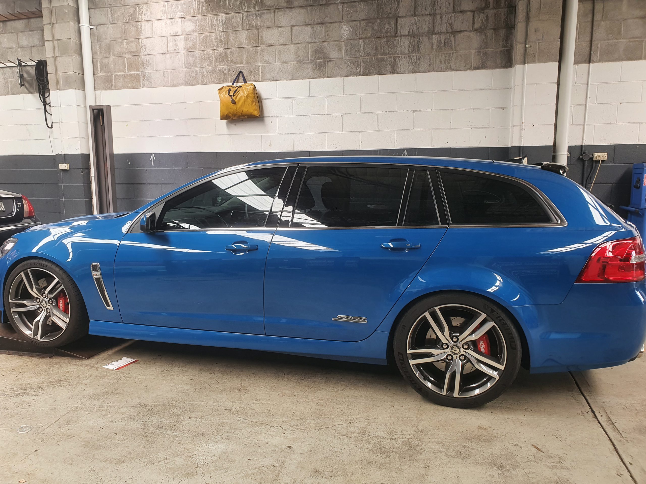 Holden commodore independent workshop Kirrawee, NSW